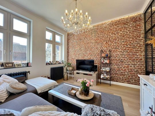 Karaktervolle rijwoning met terras in het centrum van Ieper - Photo 1