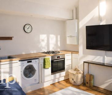 1 Bedroom Apartment, Charlotte Street, Fitzrovia, W1T - Photo 6