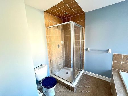 For Lease - 211 Elbern Markell Drive, Brampton, Ontario - Photo 4