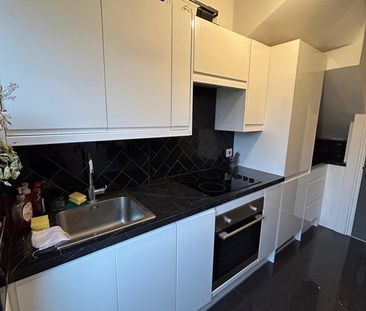Room in a Shared House, Capstone Road, BR1 - Photo 2