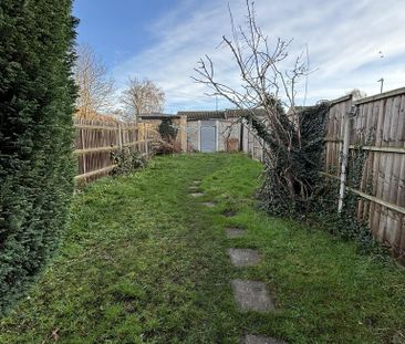 3 bedroom terraced house to rent - Photo 1