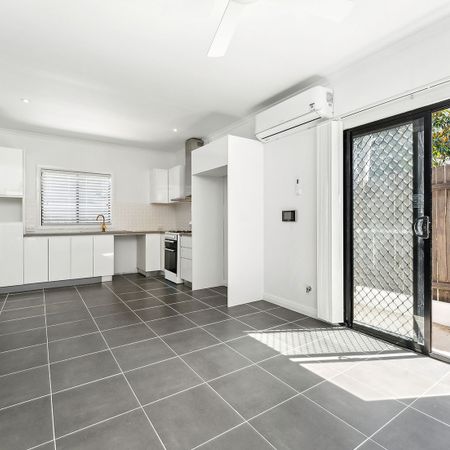 576A Warringah Road - Photo 3