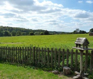 Park Farm Close, Etchingham, East Sussex, TN19 - Photo 1