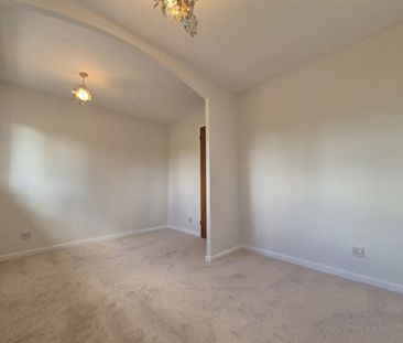 Meadowcroft, West Hagley, DY9 - Photo 1