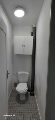 Location Appartement 4 pièces 79m² ANGERS 49100 - Photo 4