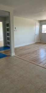 LaSalle Rénover Haut 5 1/2 Ensoleillé - Photo 3