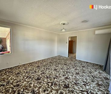 Spacious & Private 2-Bedroom Unit in a Prime Location! - Photo 6