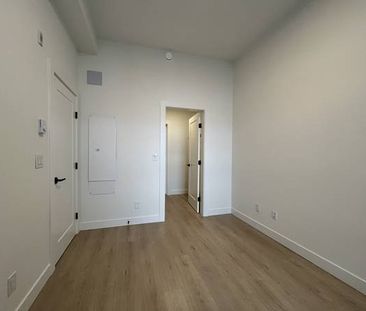 BRAND NEW PENTHOUSE – 1BD - IN LANGLEY FOR RENT - Photo 3