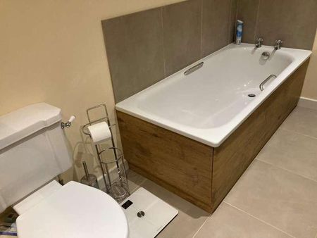 Ashen, Sudbury, Suffolk, CO10 - Photo 4