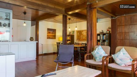 Room in a shared 6-bedroom apartment for rent in El Coll, perfect for couples - Foto 4