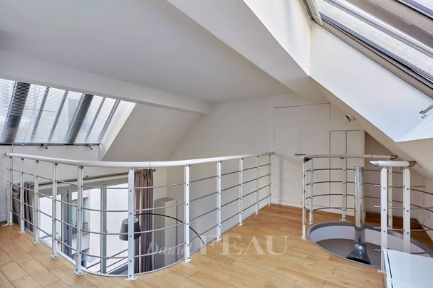 Location duplex, Paris 6ème (75006), 2 pièces, 53.15 m², ref 85243290 - Photo 1