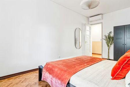 Rua Dom Francisco Manuel de Melo, Lisbon, Lisbon 1070-283 - Photo 2