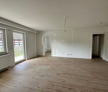 Erstbezug nach Modernisierung von lichtdurchfluteter 2-Zimmer-Wohnung mit großem Balkon - Foto 1