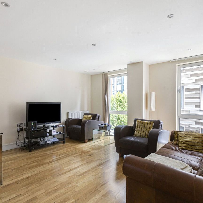 Indescon Square, London, E14 9EZ - Photo 1