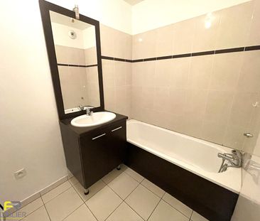 Location Appartement 2 pièces 44m² - Photo 6