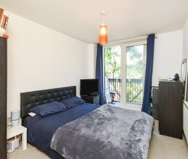 2 bedroom flat to rent - Photo 5