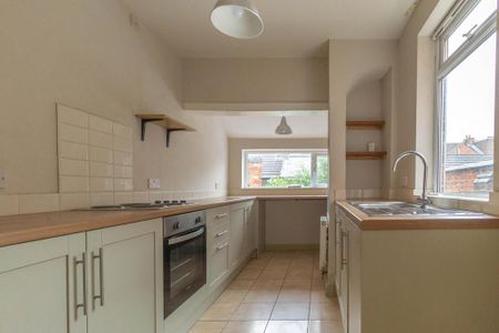 2 bedroom terraced house to rent - Photo 4