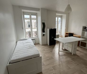 Location Appartement 1 pièce 23m² - Photo 2