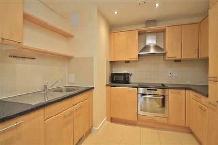 Oriental Road, Woking, Surrey, GU22 7PH - Photo 2