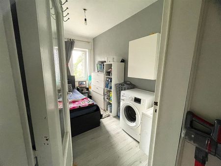 Gezellig appartement nabij het OLV met balkon en garage - Foto 4