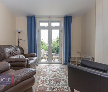 4 bedroom terraced house to rent - Photo 1