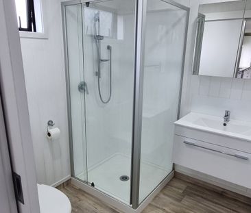 Beachlands, 3 Bedroom - Photo 6