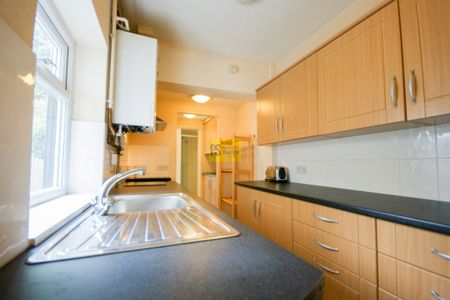 39 Tiverton Road - Photo 3