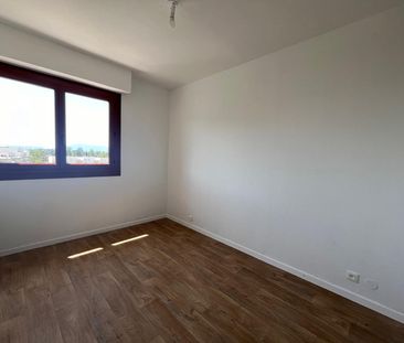 Location Appartement 2 pièces 51m² - Photo 6