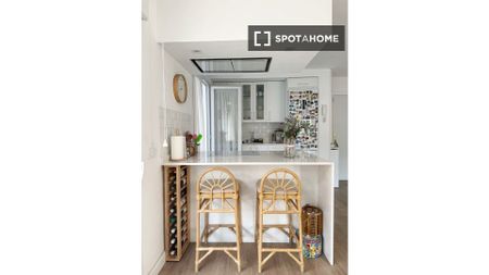 Piso de alquiler en Alameda de Osuna - Photo 4