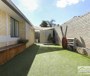 2 Crab Cove, Mindarie WA 6030 - Photo 4