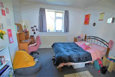 255b Upperthorpe - Photo 3