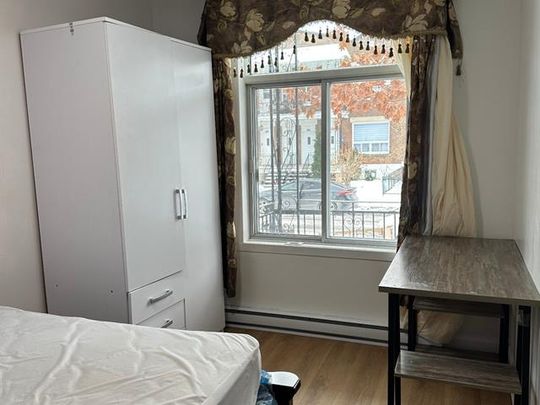 653 Rue Manning - Photo 1