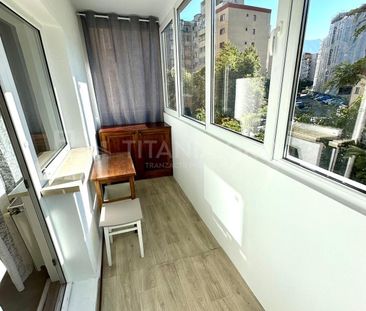 Garsonieră decomandată 38mp, renovată integral, lift nou, Str. Pârâulu - Photo 3