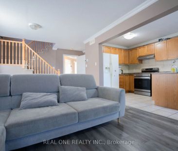 Detached Home For Lease | X8440516 - Photo 3