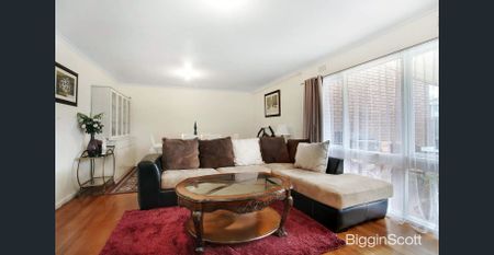 Stylish & Comfortable Home in Sought-After Brentwood Zone - Photo 3