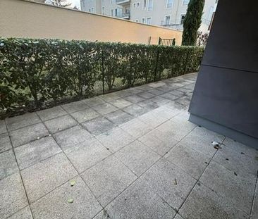 Location Appartement 3 pièces 57m² DECINES CHARPIEU 69150 - Photo 5