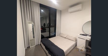 MODERN APARTMENT LIVING IN THE HEART OF SUNSHINE - Photo 5