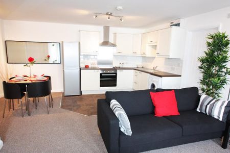 2 bedroom ground floor flat to rent - Photo 4