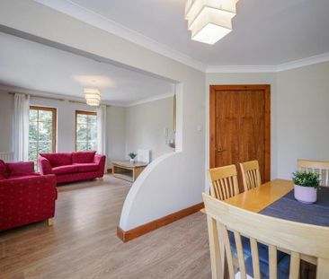 13 Danesfort Park South, Belfast, BT9 7RG - Photo 2