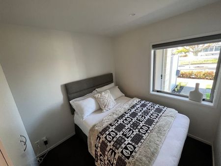 3 Bedroom, 2 Bathroom - New Build Townhouse - Photo 3