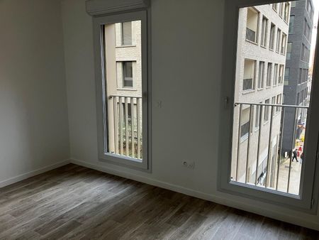 location Appartement T4 DE 80.5m² À BOBIGNY - Photo 3