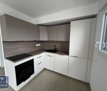Appartement à louer 3 pièces 71.18m² - Photo 2