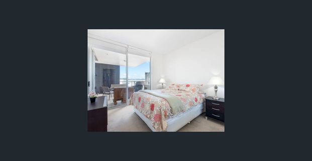 Semi furnished - Picturesque location offering furnished executive Living - Photo 1