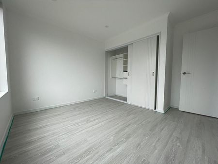 Stylish new build with a big lounge and kitchen - Photo 5