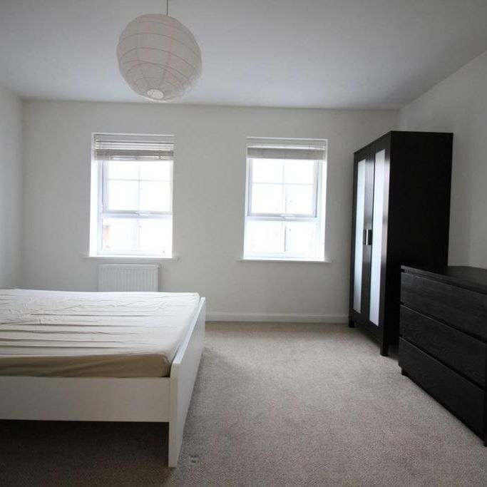 4 bedroom terraced house to rent - Photo 1