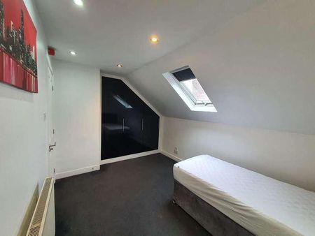 Queens Road, DN1 - Photo 5