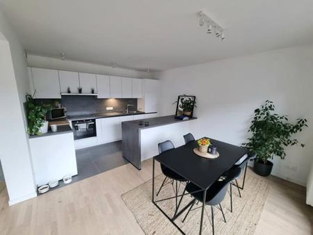Appartement te huur - foto 4