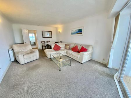 2 bedroom apartment to rent - Photo 3