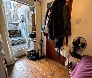 1 Bed Flat, Pratt Mews, NW1 - Photo 3