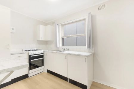 8/17 Albert Street, Hornsby. - Photo 2